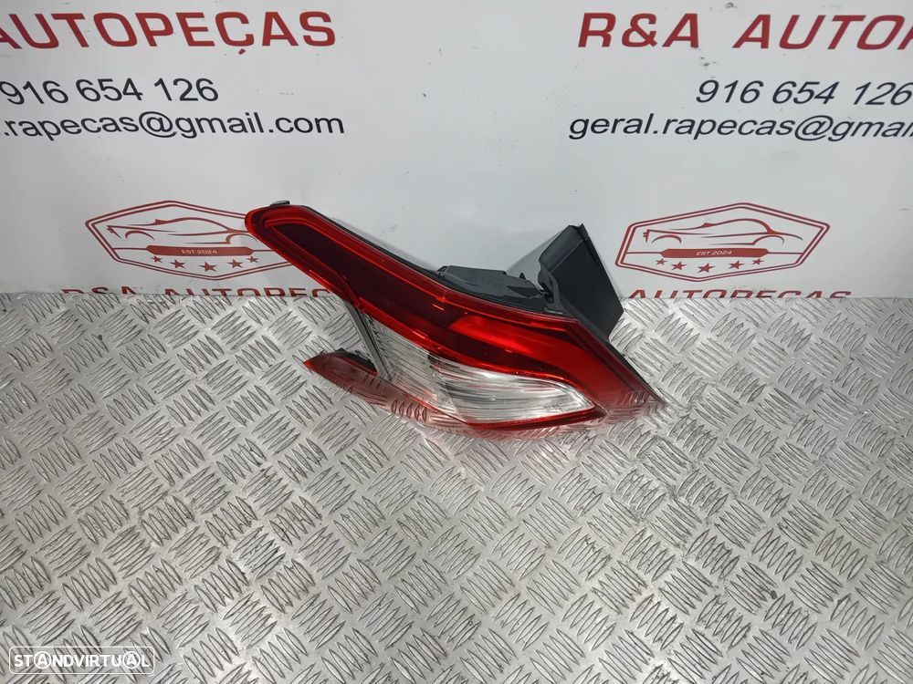 Farolins Peugeot 308 II 5 Portas Chassi Original - 19