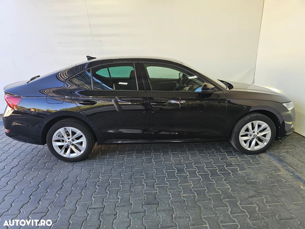 Skoda Octavia 2.0 TDI DSG Style - 29