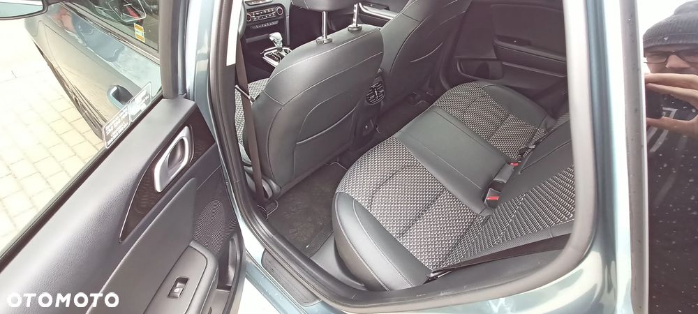 Kia Ceed 1.5 T-GDI Tribute DCT - 6