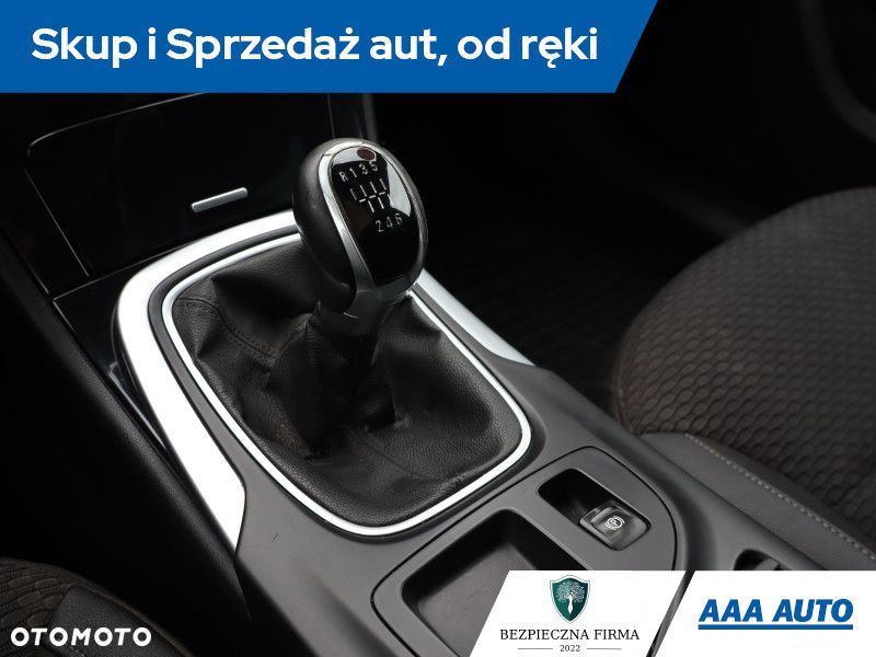 Opel Insignia - 14