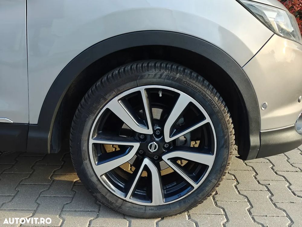 Nissan Qashqai 1.6 DCI Xtronic TEKNA - 10