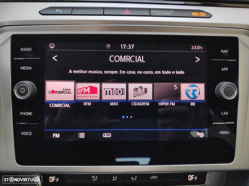VW Passat Variant 1.6 TDI Confortline DSG - 14