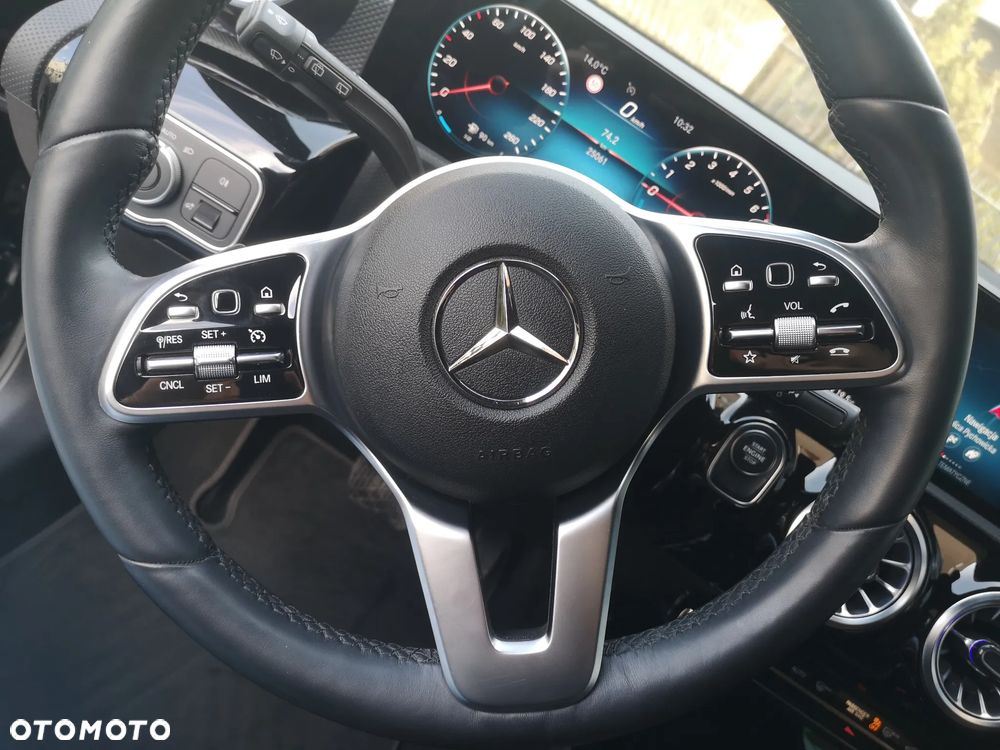 Mercedes-Benz Klasa A 250 e PHEV Progressive 8G-DCT - 11