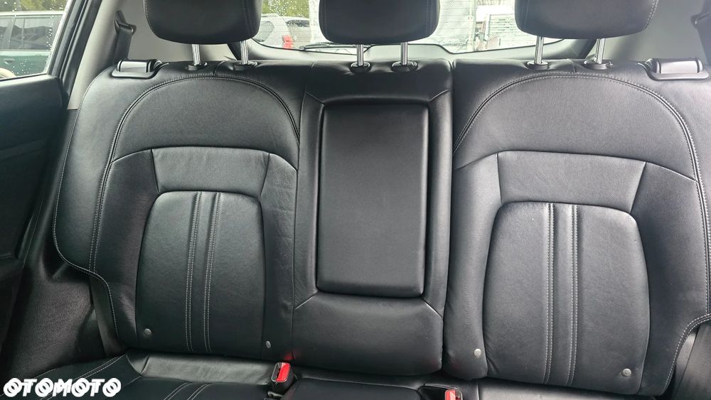 Kia Sportage 2.0 CRDI 4WD Automatik Spirit - 14