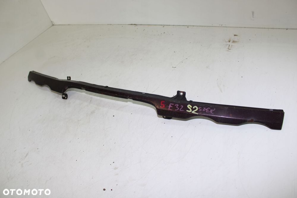 BMW E32 750I ATRAPA NOSEK GRILL PRZEDNI PAS WZMOCNIENIE SZEROKA LAMPA - 2