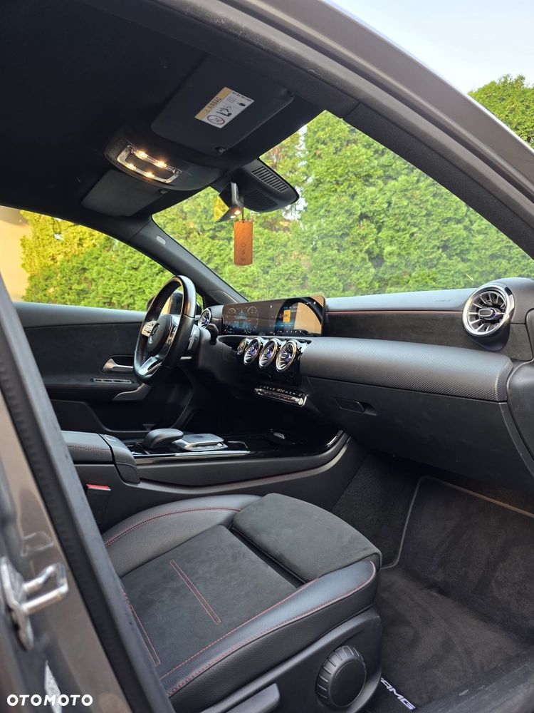 Mercedes-Benz Klasa A 200 d 4-Matic AMG Line 8G-DCT - 25