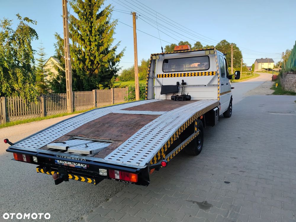 Mercedes-Benz Sprinter - 27