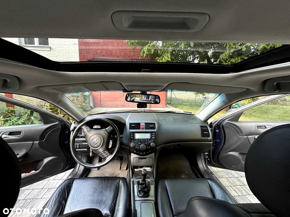 Honda Accord - 2