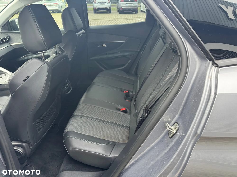 Peugeot 3008 1.5 BlueHDi Allure S&S EAT8 - 15