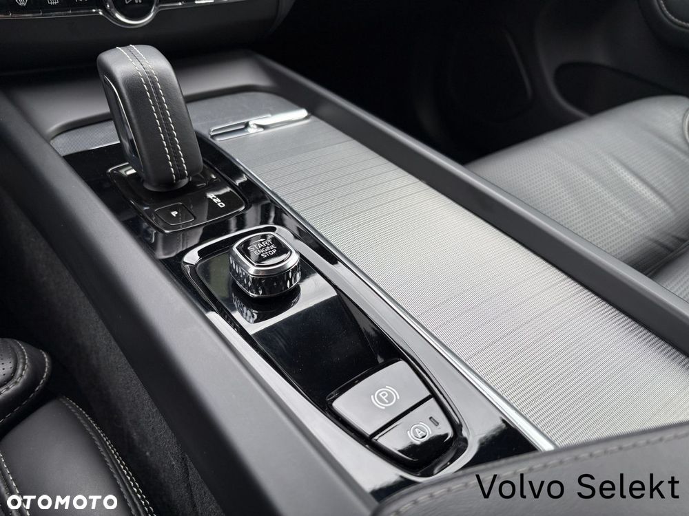 Volvo XC 60 - 20