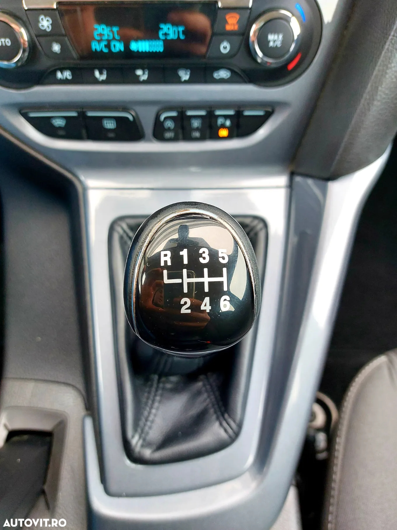 Ford Focus 1.6 Ecoboost Start Stop Titanium - 22