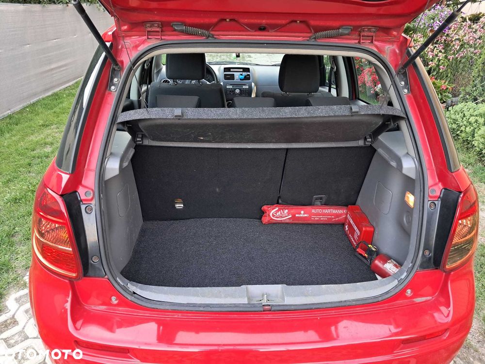 Suzuki SX4 - 4