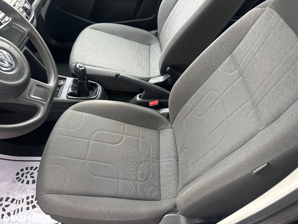Volkswagen up! 1.0 move - 22