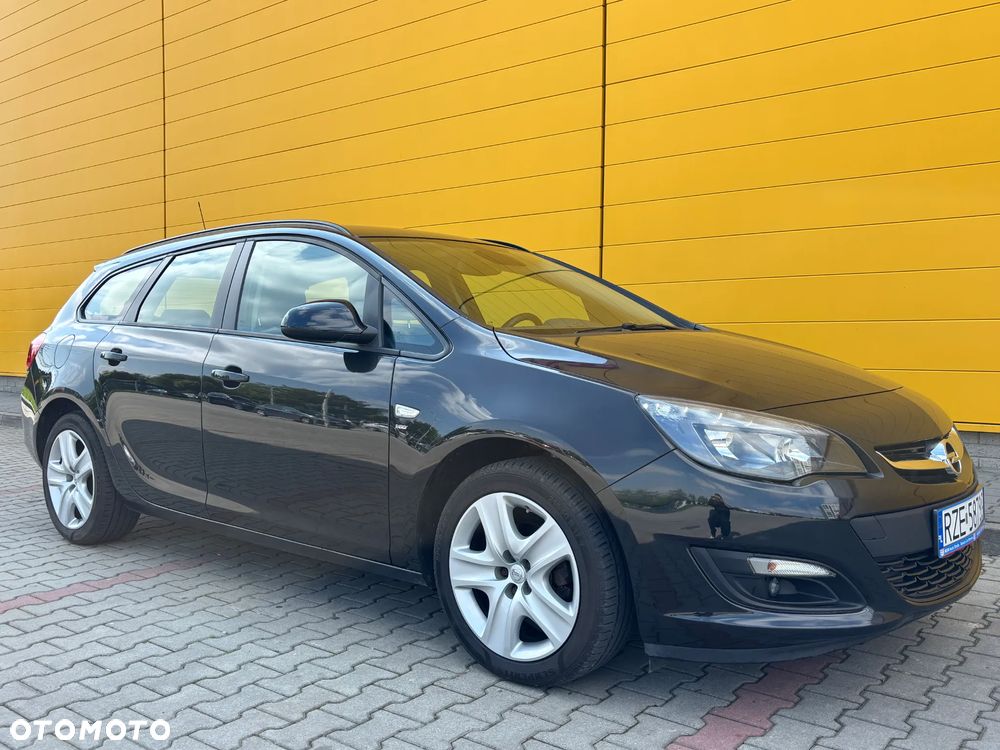 Opel Astra 1.4 Turbo Edition Sport - 3