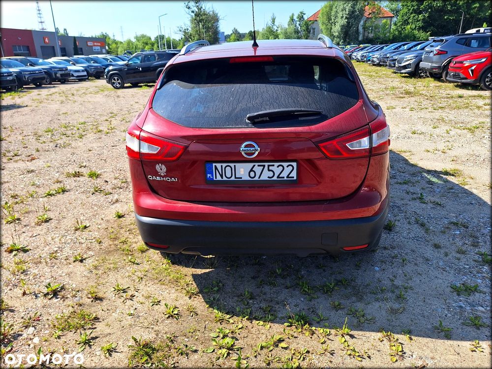 Nissan Qashqai 1.6 DCi 4x4 Tekna - 6