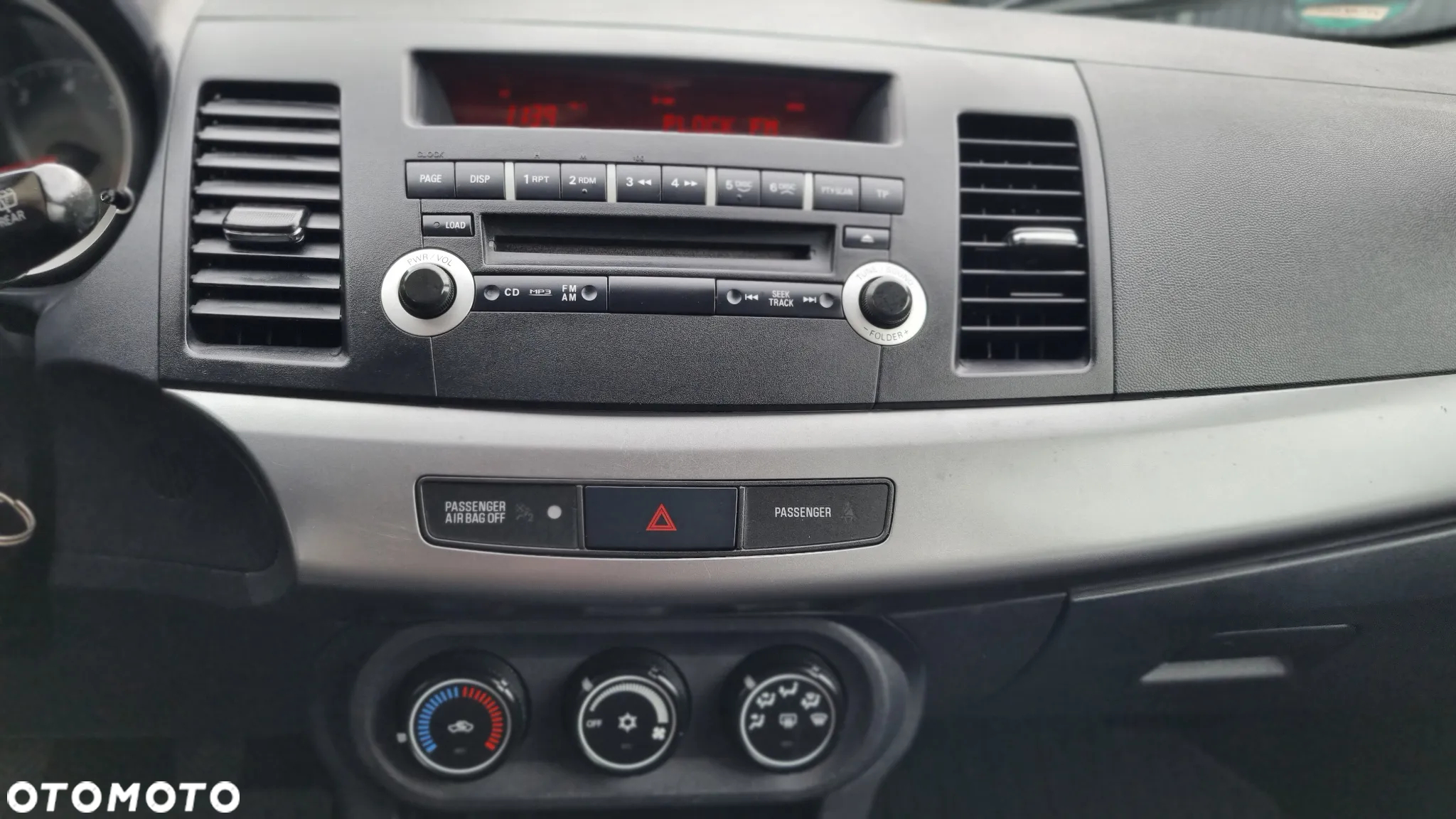 Mitsubishi Lancer 1.5 - 25