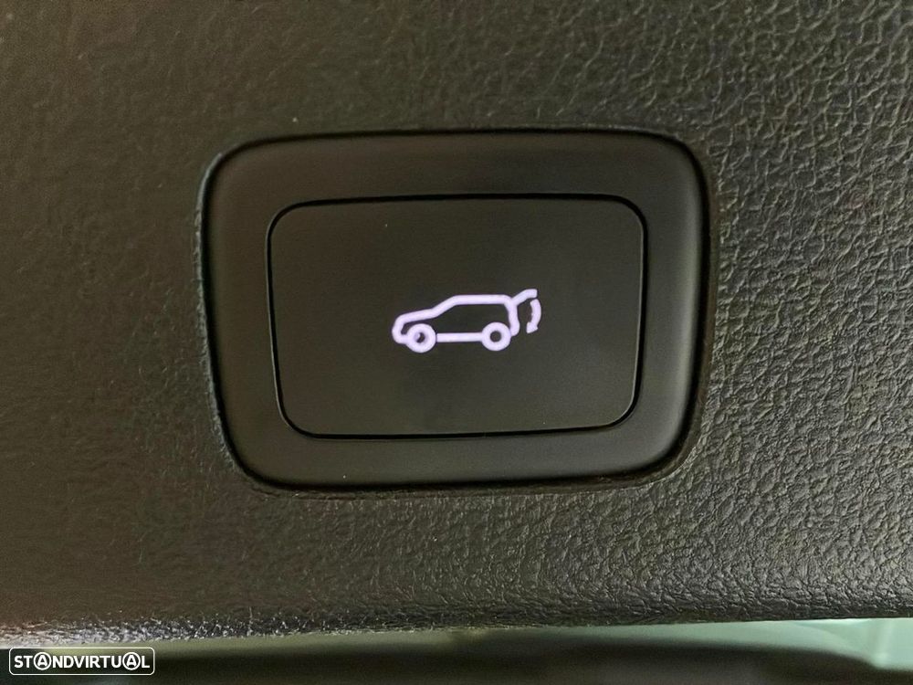 MG EHS 1.5 T-GDI Plug-in Hybrid Luxury - 25