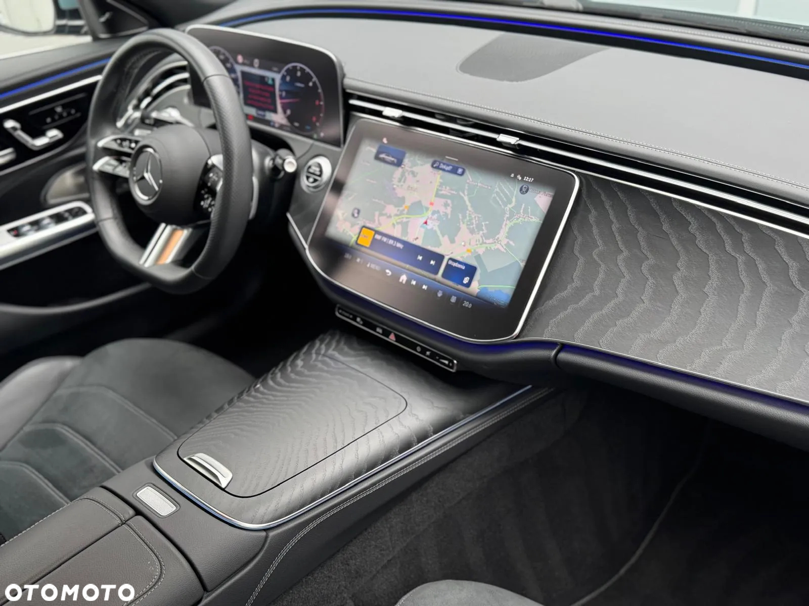Mercedes-Benz Klasa E 220 d 4-Matic AMG - 19