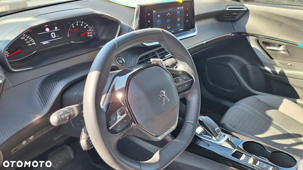 Peugeot 2008 1.2 PureTech Allure Pack S&S EAT8 - 11