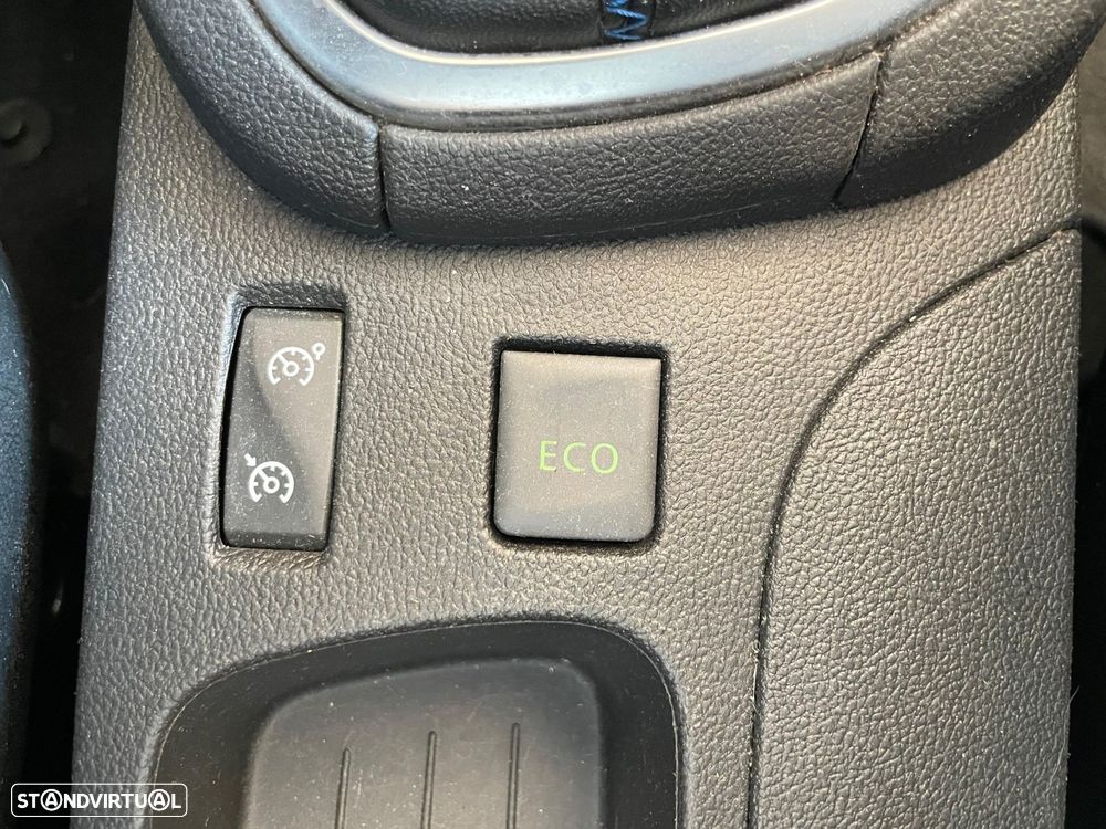 Renault Clio Sport Tourer 1.5 dCi GT Line - 24