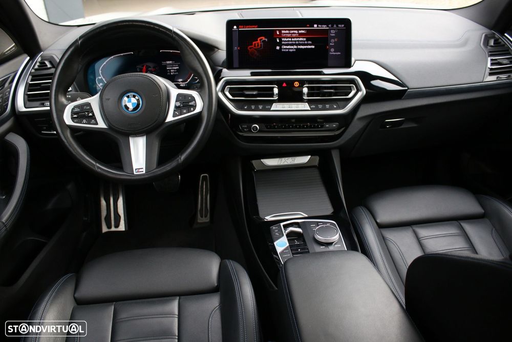 BMW iX3 M Sport Impressive - 39