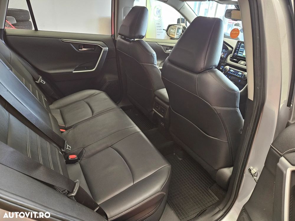 Toyota RAV4 2.5 VVT-iE 4x4 Luxury - 15