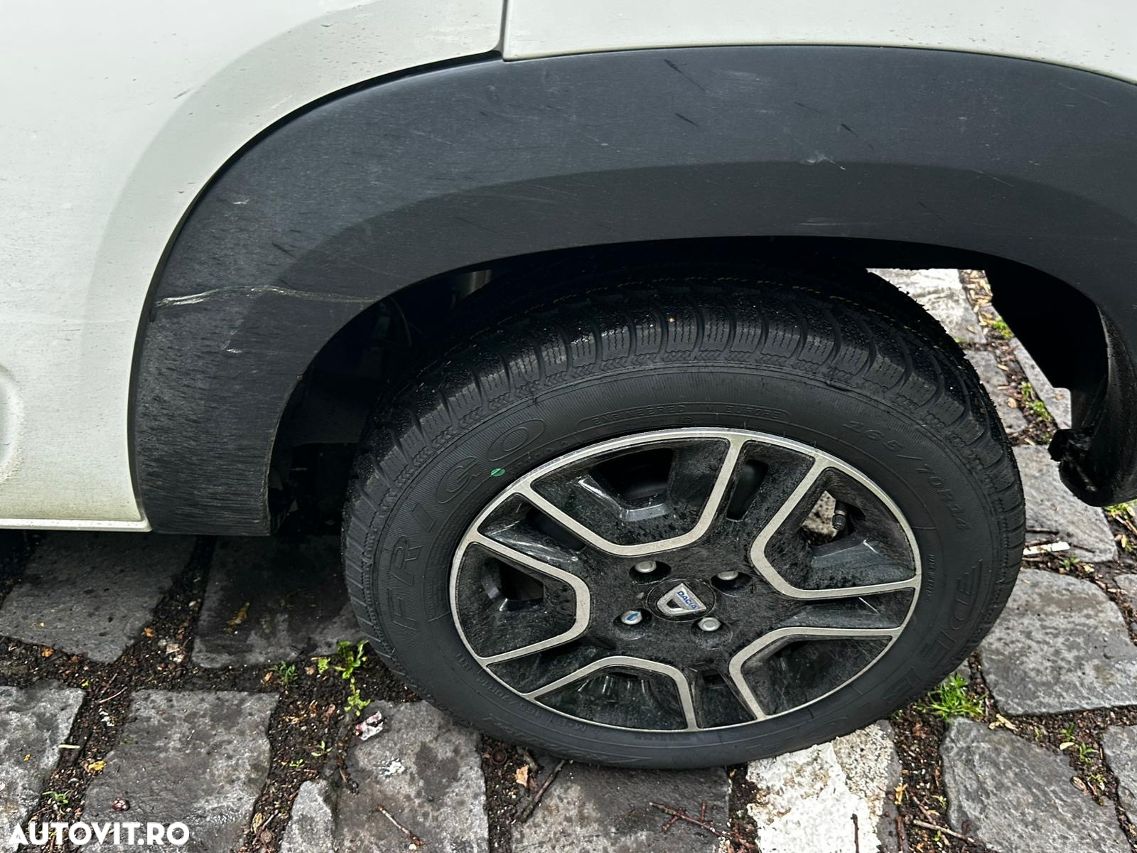 Dacia Spring - 6