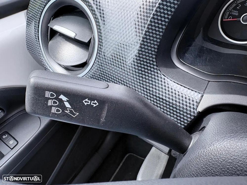 VW Up! 1.0 BMT Move - 40