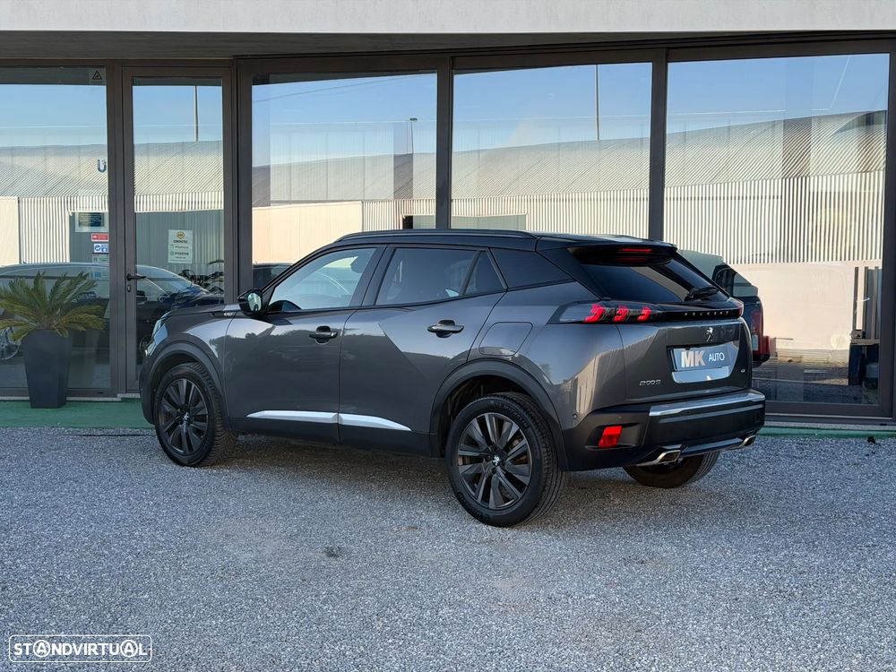 Peugeot 2008 PureTech 130 EAT8 GT - 5