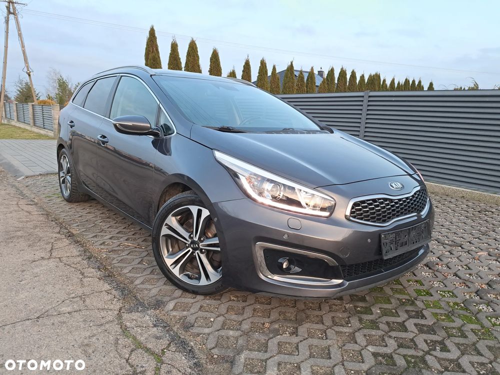 Kia Ceed 1.6 GDI XL DCT - 1