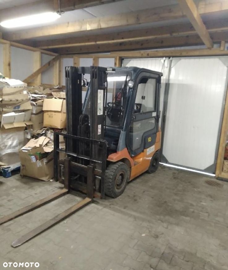 Toyota 42FGF18 - 1
