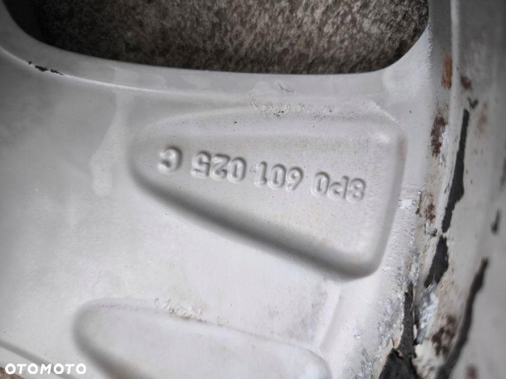 FELGI FELGA KOMPLET VW SKODA AUDI A3 A4 A6 7.5J R17 ET56 8P0601025C Z*60*OK - 12