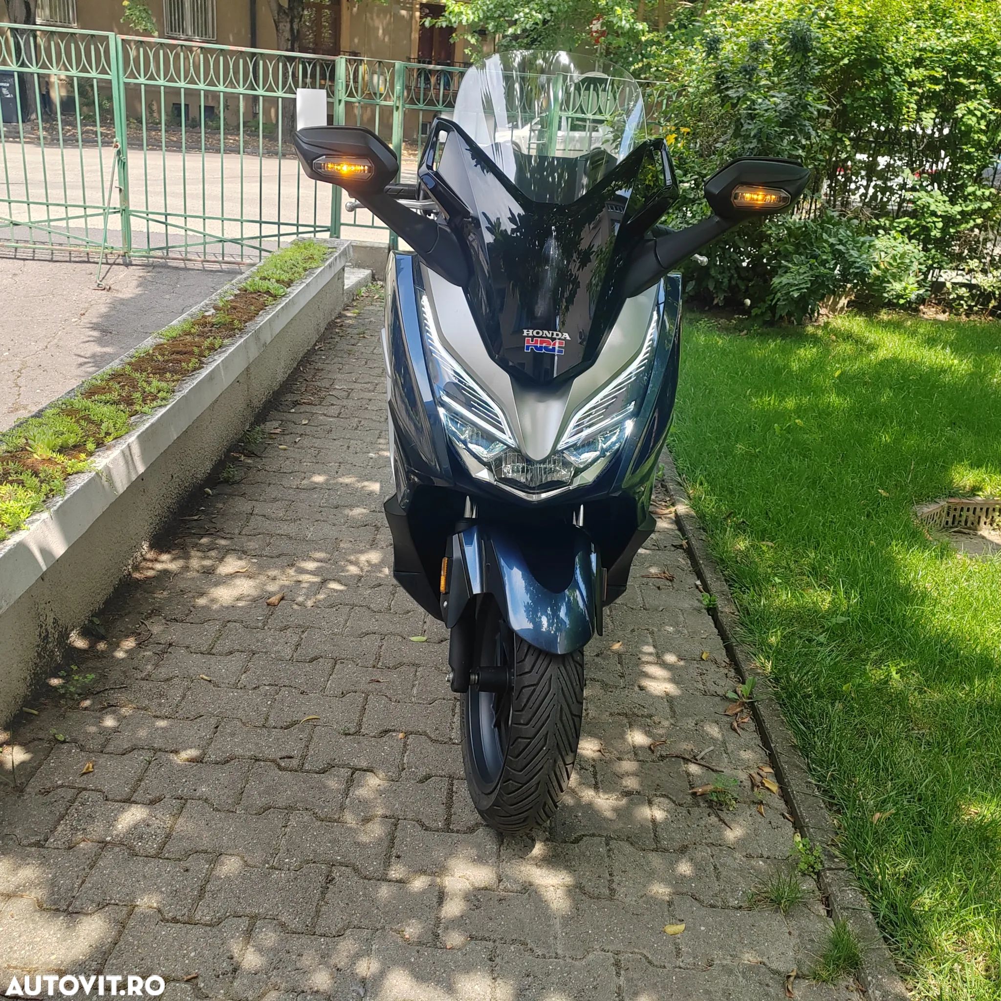 Honda NSS 300 Forza Limited Edition - 1
