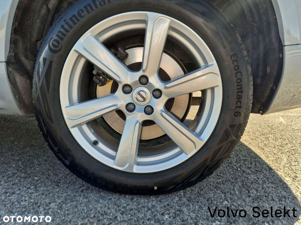 Volvo XC 90 - 21