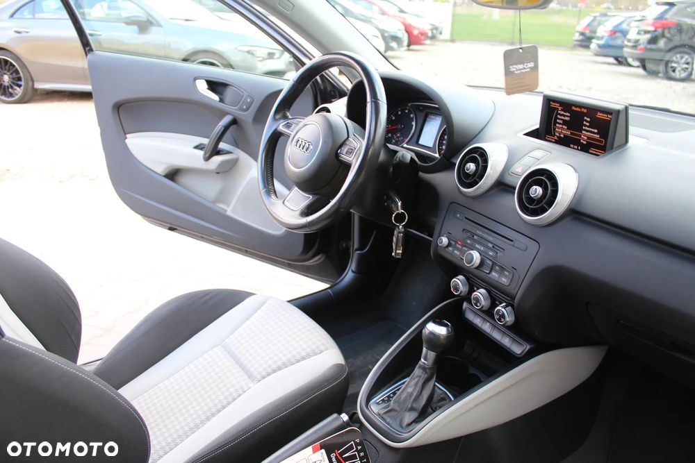 Audi A1 3-drzwiowe 1.4 TFSI S tronic S line edition - 25