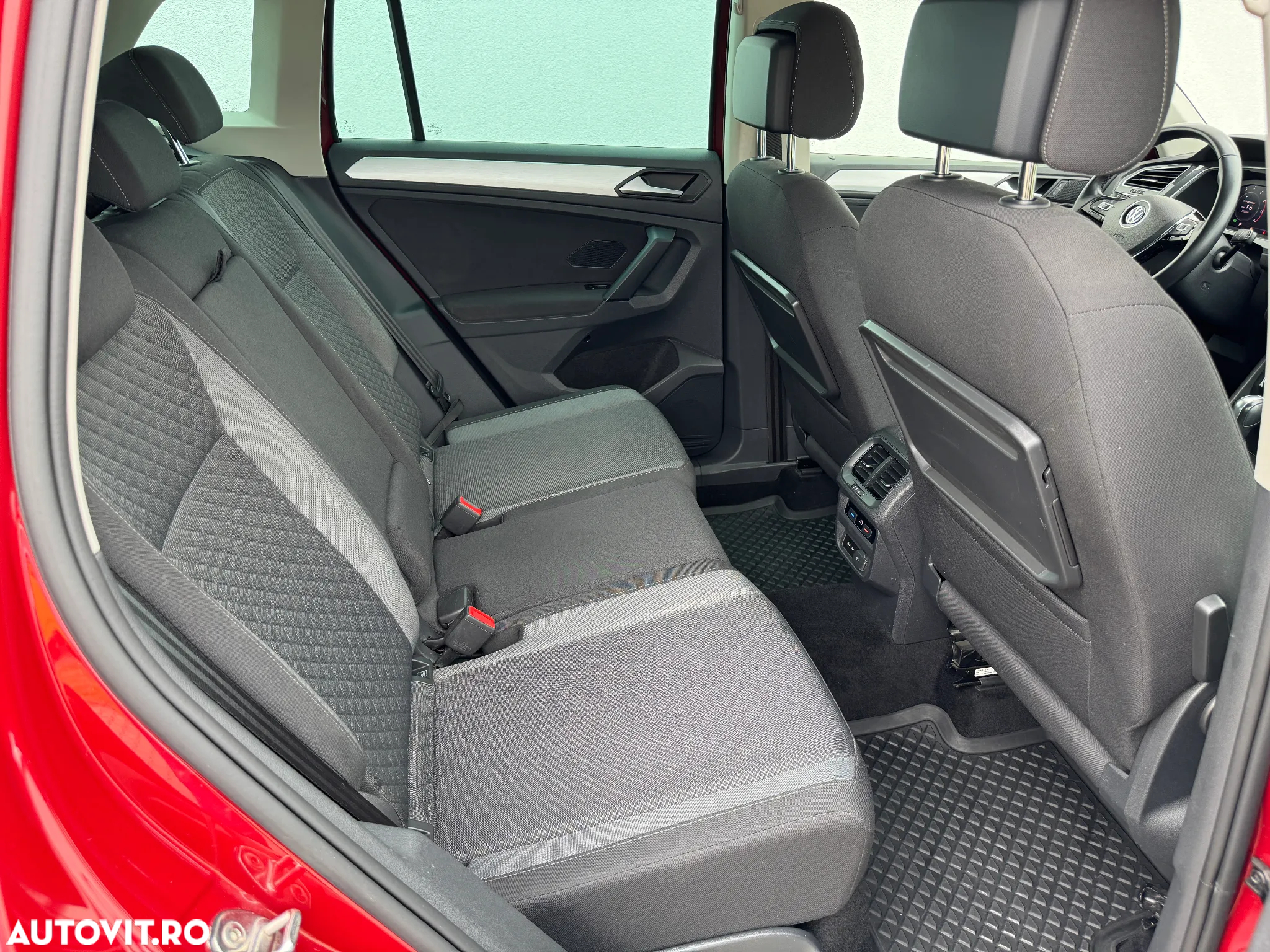 Volkswagen Tiguan 1.5 TSI ACT DSG Comfortline - 5