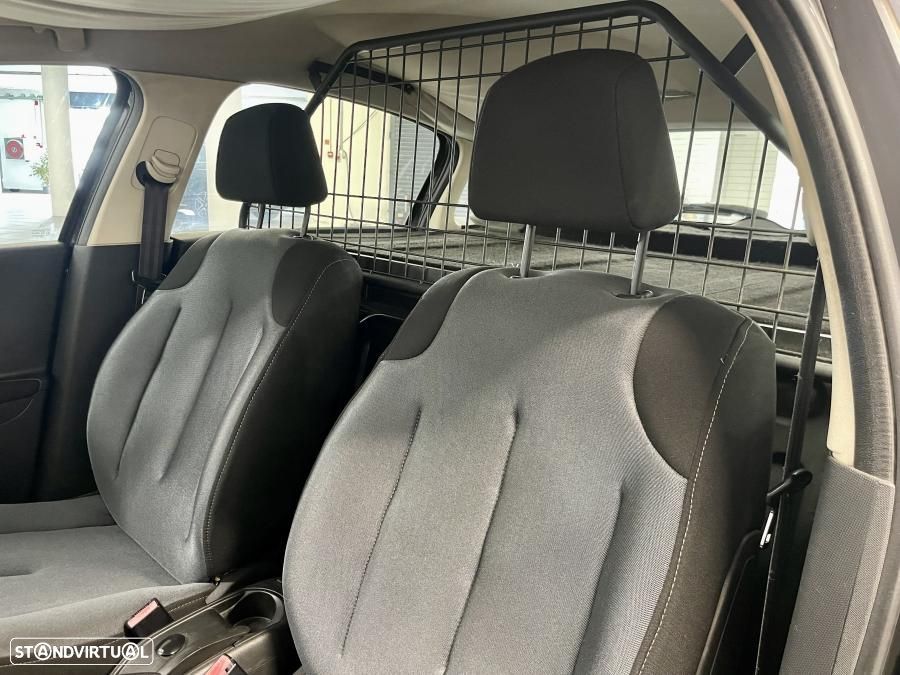 Citroën C4 Entreprise 1.6 HDi 109cv Van - 13