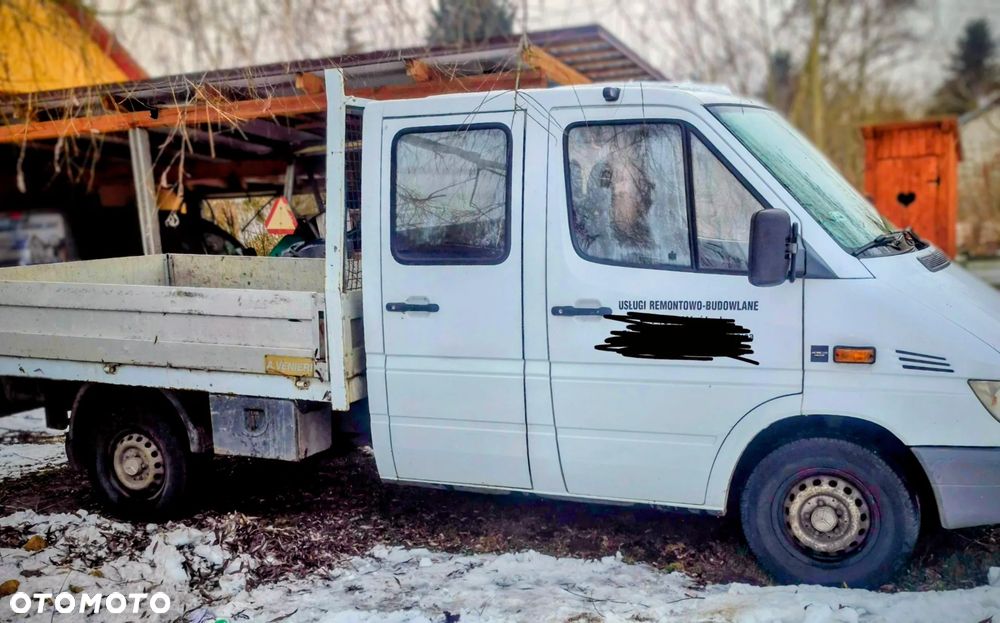 Mercedes-Benz Sprinter - 2