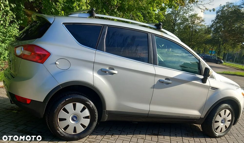 Ford Kuga 2.0 TDCi 2x4 Trend - 11