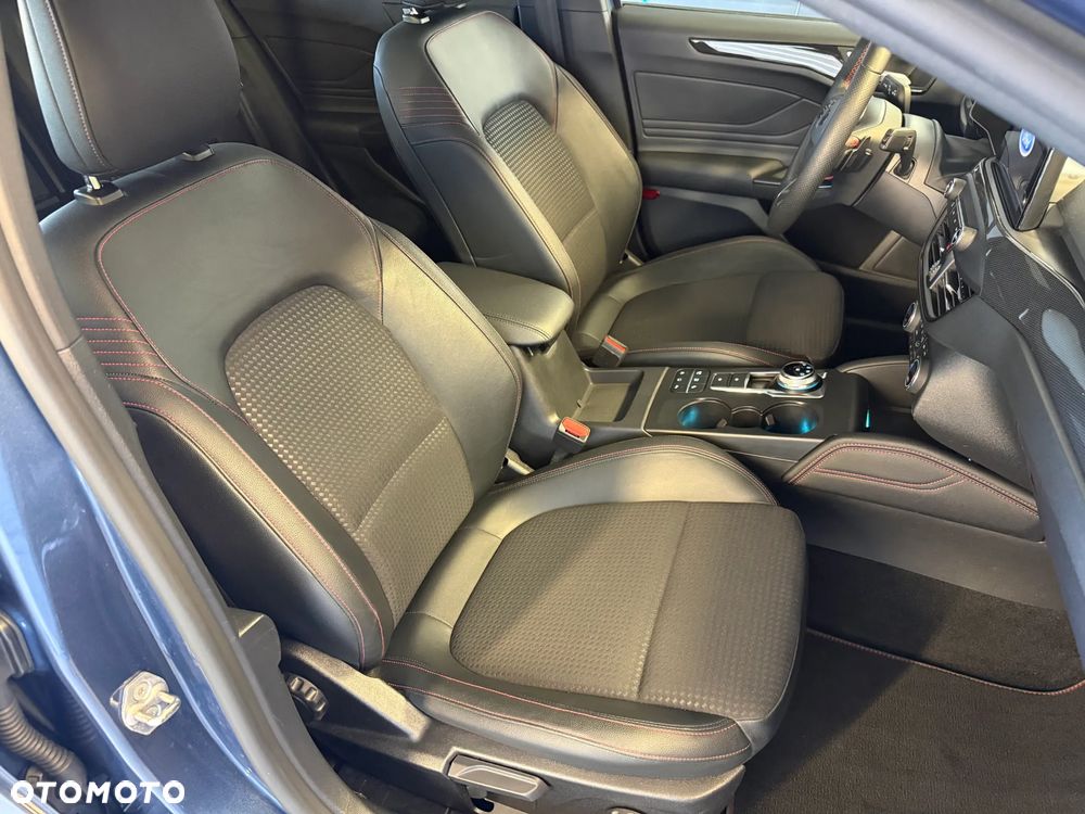 Ford Focus 1.5 EcoBlue Start-Stopp-System ST-LINE STYLE - 16