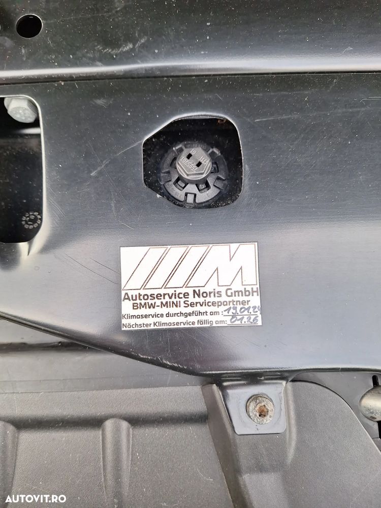 BMW Seria 5 520d Aut. - 36