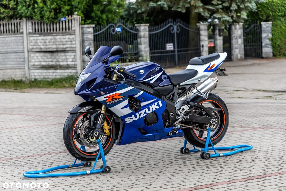 Suzuki GSX-R - 7
