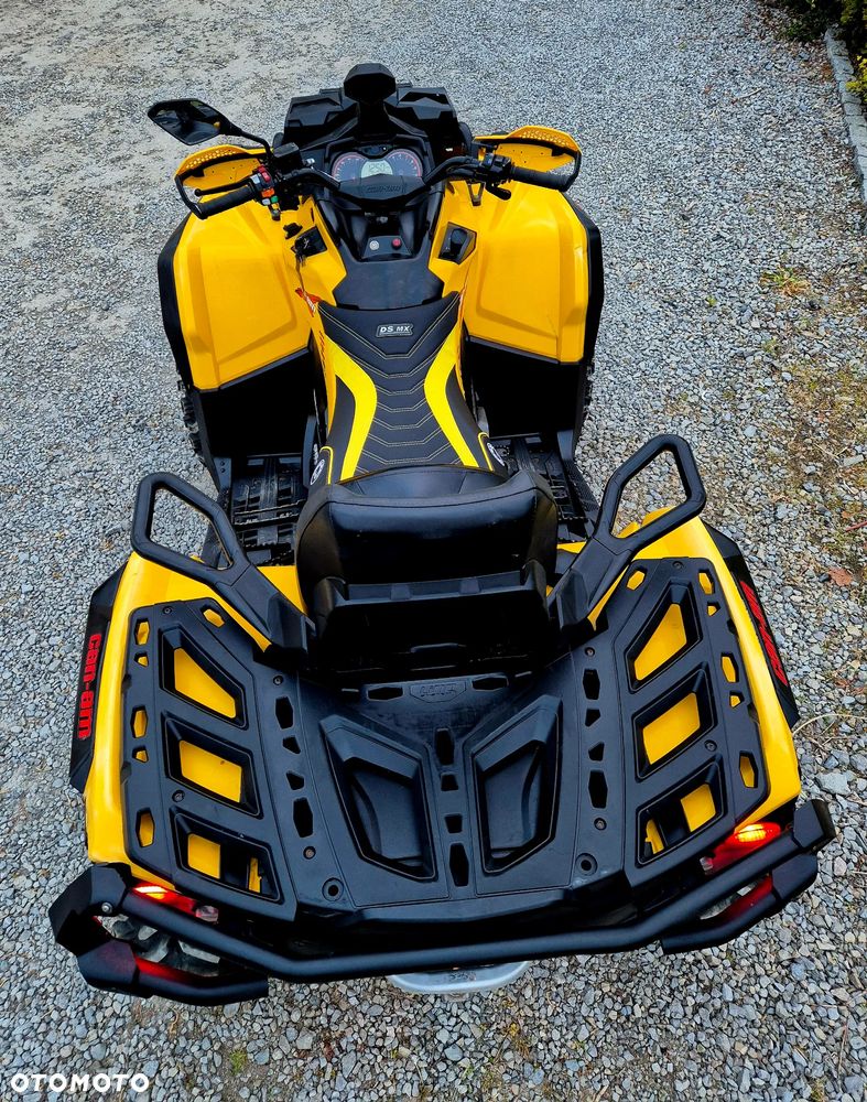 Can-Am Outlander Max - 9