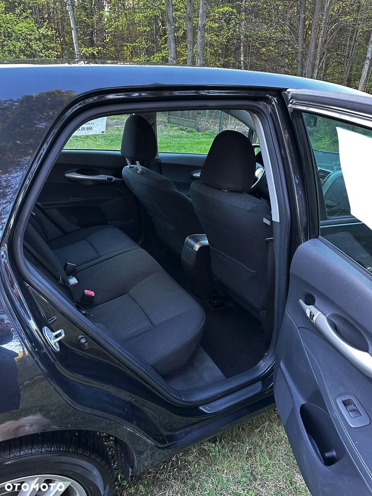 Toyota Auris - 16