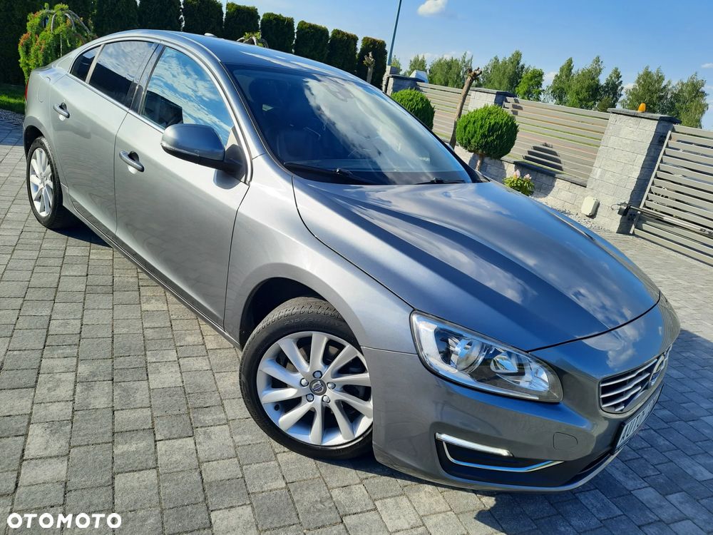 Volvo S60 D2 Summum - 3