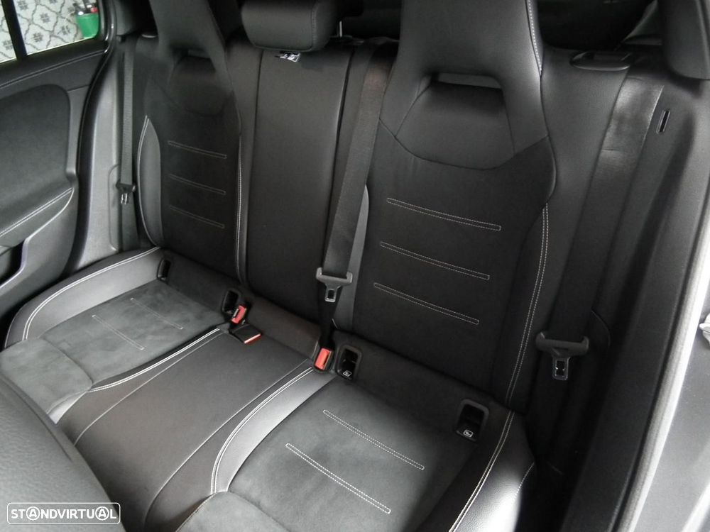 Mercedes-Benz A 250 e 8G-DCT Edition AMG Line - 13