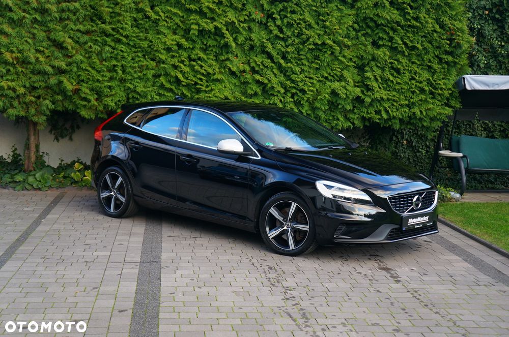 Volvo V40 D3 Drive-E R-Design Momentum - 3