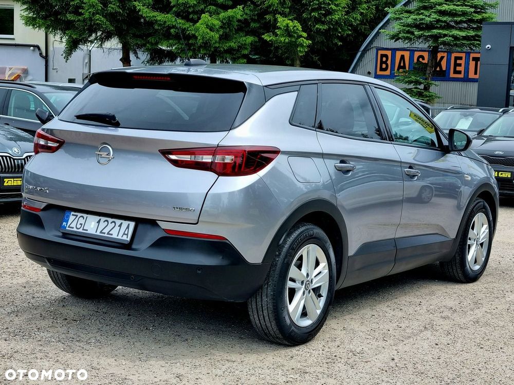 Opel Grandland X 1.2 T Enjoy S&S - 5
