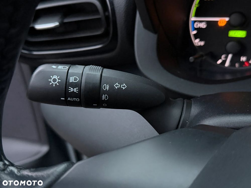 Toyota Yaris Hybrid 1.5 Comfort - 27