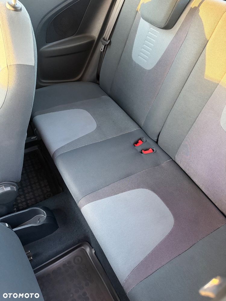 Ford KA - 14